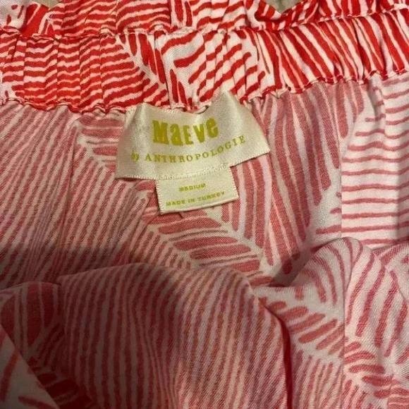 Anthropologie Mauve Geometric Abstract Tropical Red & White Ruffled Skirt - Picture 4 of 6